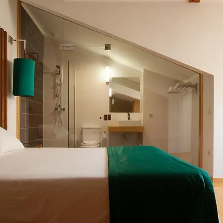 Faria House ゲストハウス ポルト